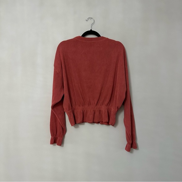 ZARA peplum too long sleeve - Picture 2 of 2